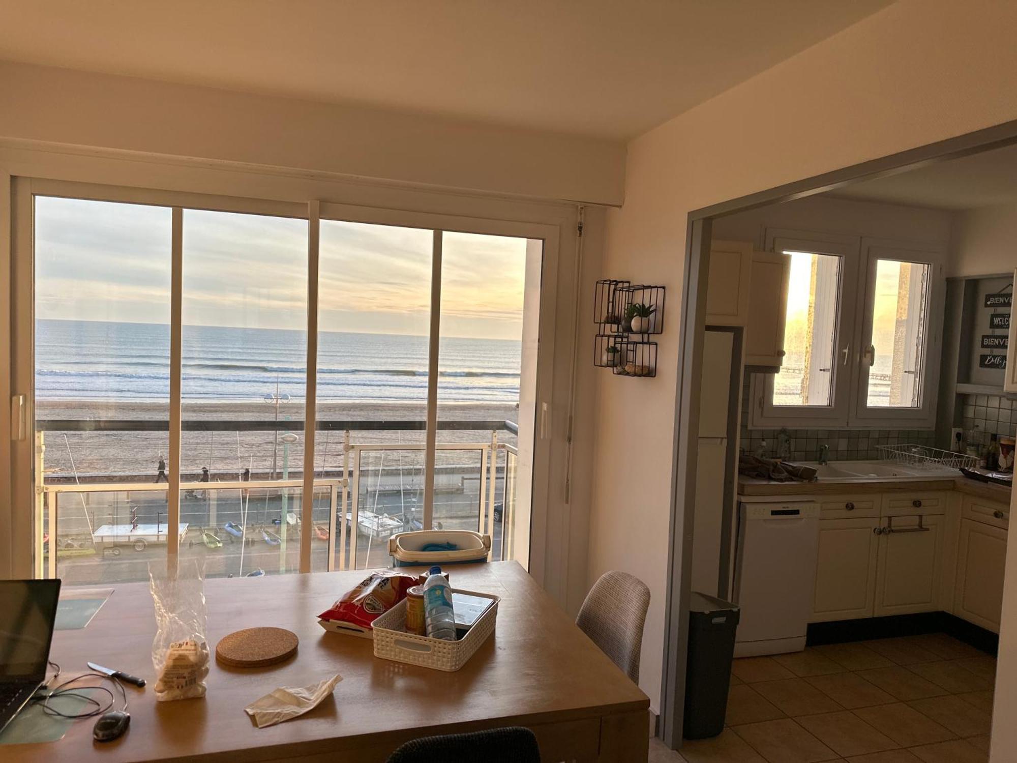 Bord De Mer Vue Panoramique Avec Parking Prive Сен-Жан-де-Мон Екстериор снимка